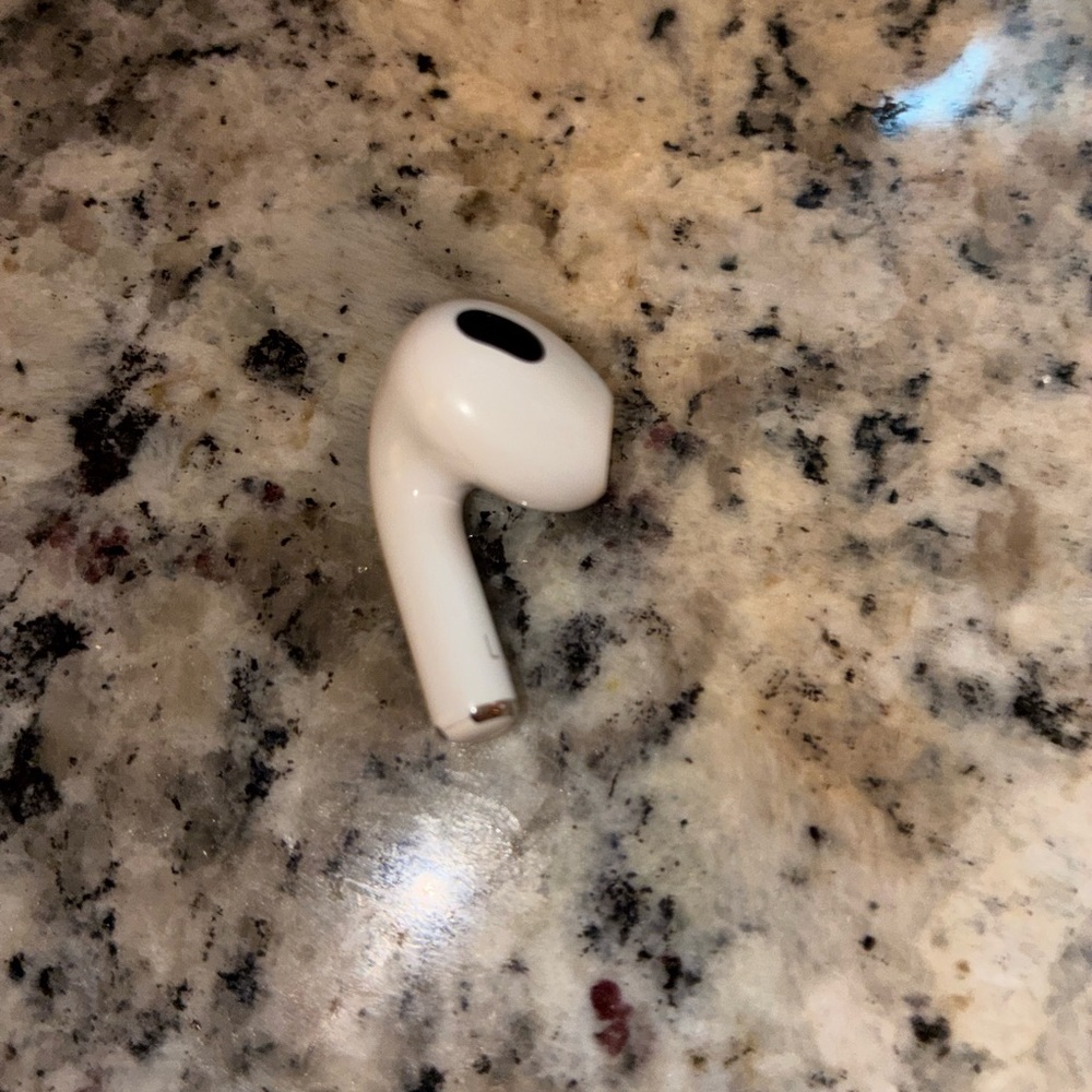 Apple air pod left pod only